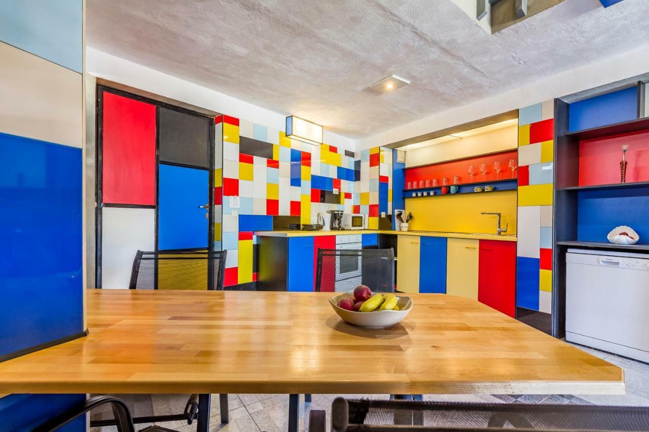 Villa House Mondrian